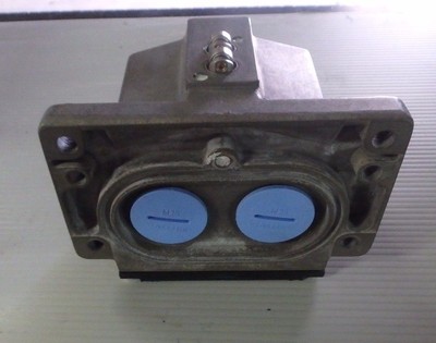 NEW IN BOX - BALLUFF LIMIT SWITCH_BNS-819-D02-L12-100-10_BNS819D02L1210010