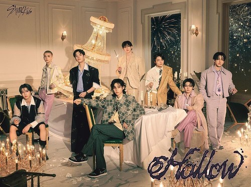 Stray kids Hollow [CD+Special Zine] Limited Edition Type B