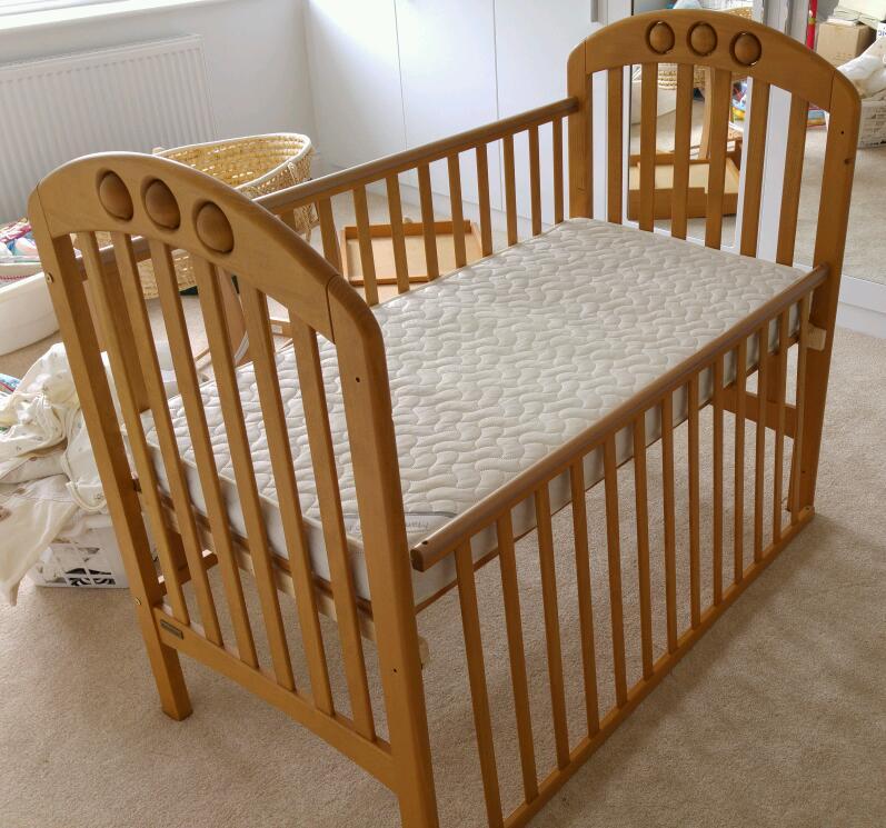 Mamas & Papas Amelia Cot with mattress and changing table in Watford