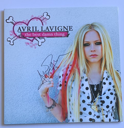 Avril Lavigne サイン File:Avril Lavigne's signature.svg - Wikimedia Commons