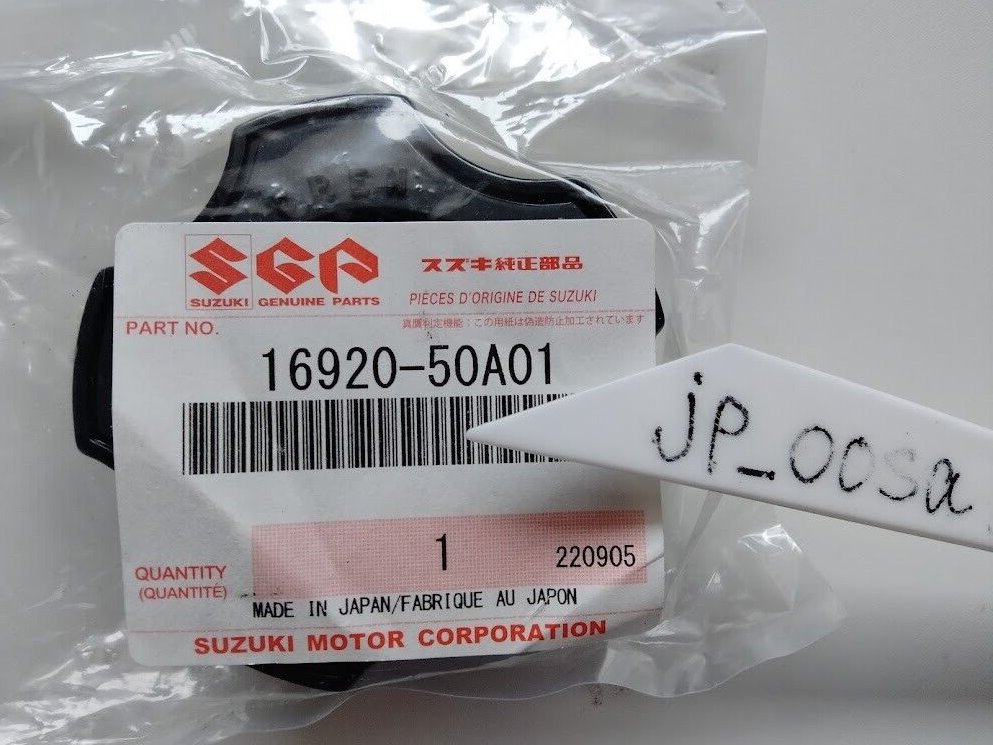 ayakanashu　0519 Suzuki Genuine OEM Cylinder Head Oil Cap 16920-50A01 Samurai