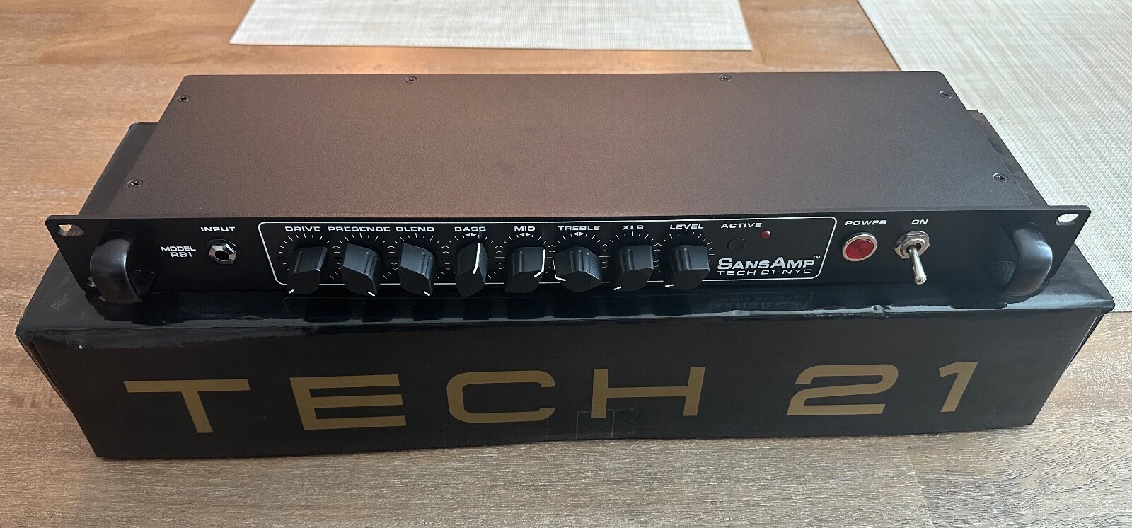 美品！Tech21 SANSAMP RBI Tech 21 SansAmp RBI – United States