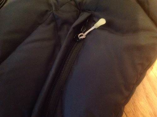 Cabelas Goose Down Diamond Quilt Puffer Vest Black With Zipper Pockets Size S