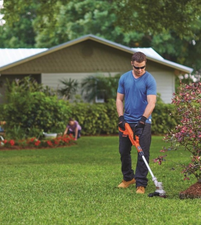 Black+Decker Cordless Weed Grass String Trimmer Edger Wacker Battery Included