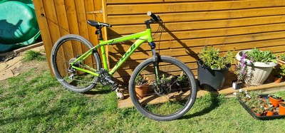 Fuji Nevada 1.9 Mountain Bike 27.5" Wheels