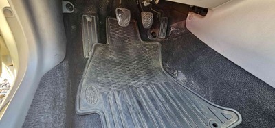 image 4 of interior