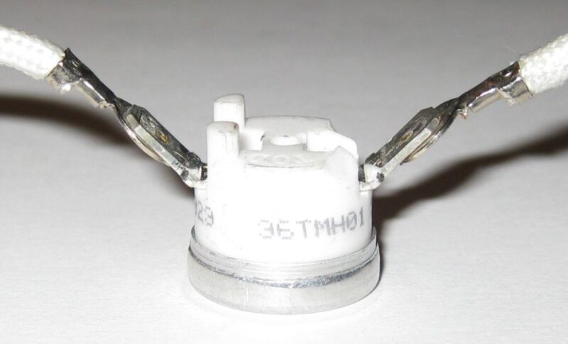 Therm-O-Disc 36TMH01 Thermal Switch - 221 F - 105 C - N.C. 1/2" Disc Thermostat