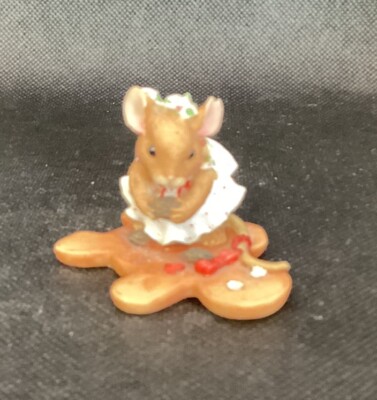 Priscilla s Mouse Tales Mouse Decorating Gingerbread Cookie VTG 1997