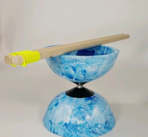 Blue Marbled Fixed Diabolo with wooden sticks - NEW Unbranded - Made in the USA