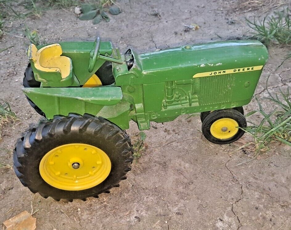 John Deere 1964-72 Series 3020 農業機械模型 John Deere 1964-72 Series 3020 農業機械模型 - メルカリ
