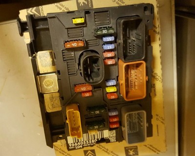 Buy Citroen C2 Fuses and Fuse Boxes For Sale | Citroen all ... fuse box in citroen c2 