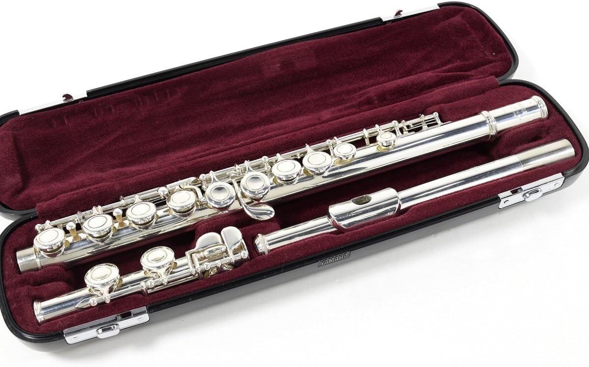 【美品・限定1本】YAMAHA YFL-211SII Eメカ YFL211SII YAMAHA / YFL-211SII Flute Made in Japan used Bag and case
