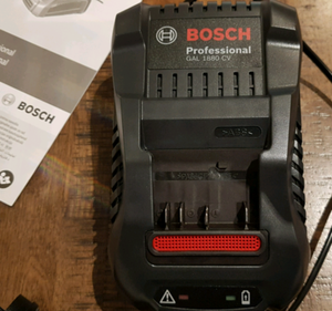 Bosch Charger Blue 18v Gal 1880 Cv Fast Charger Retails 170
