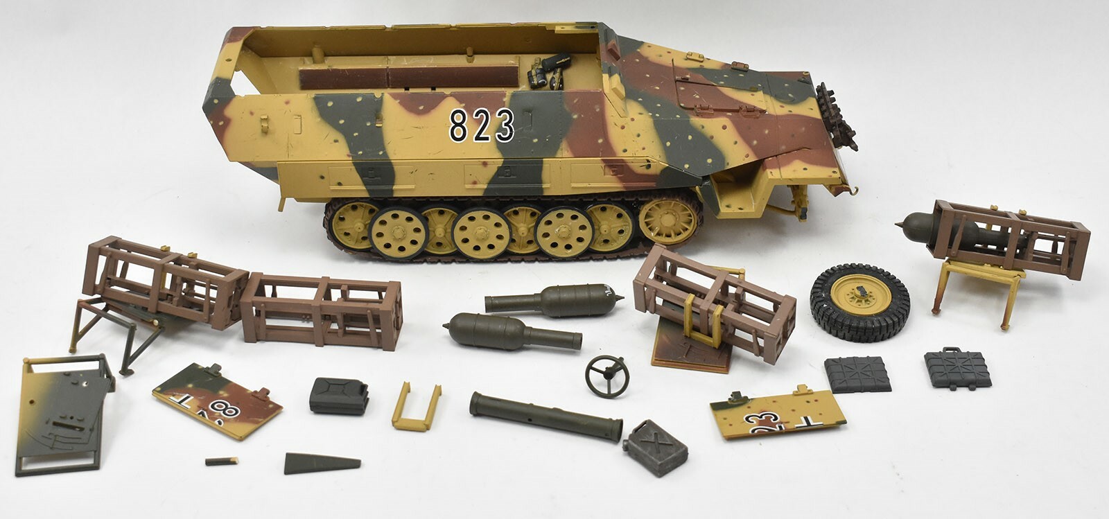 The Ultimate Soldier Sdkfz.251/1 Stuka German Halftrack 1:18 21st Century Toys | eBay The Ultimate Soldier Sdkfz.251/1 Stuka German Halftrack 1:18 21st Century Toys | eBay