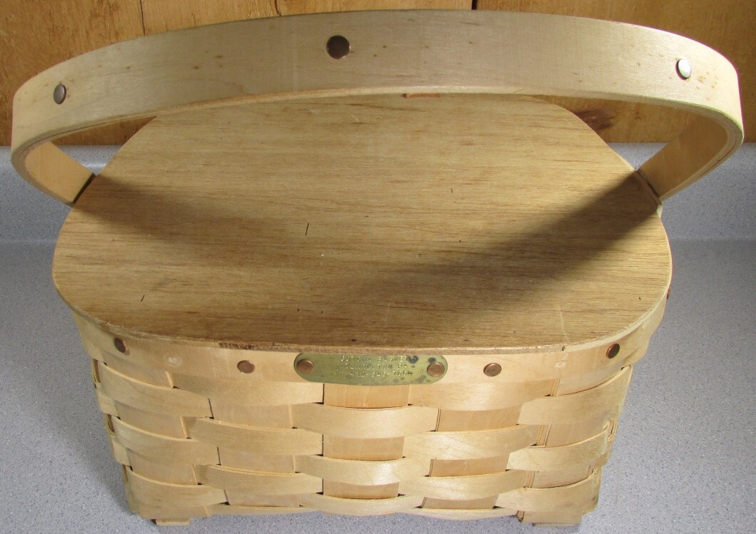 Mountain Trails GOTCHA Basket HAND MADE Signed 1989 PIE