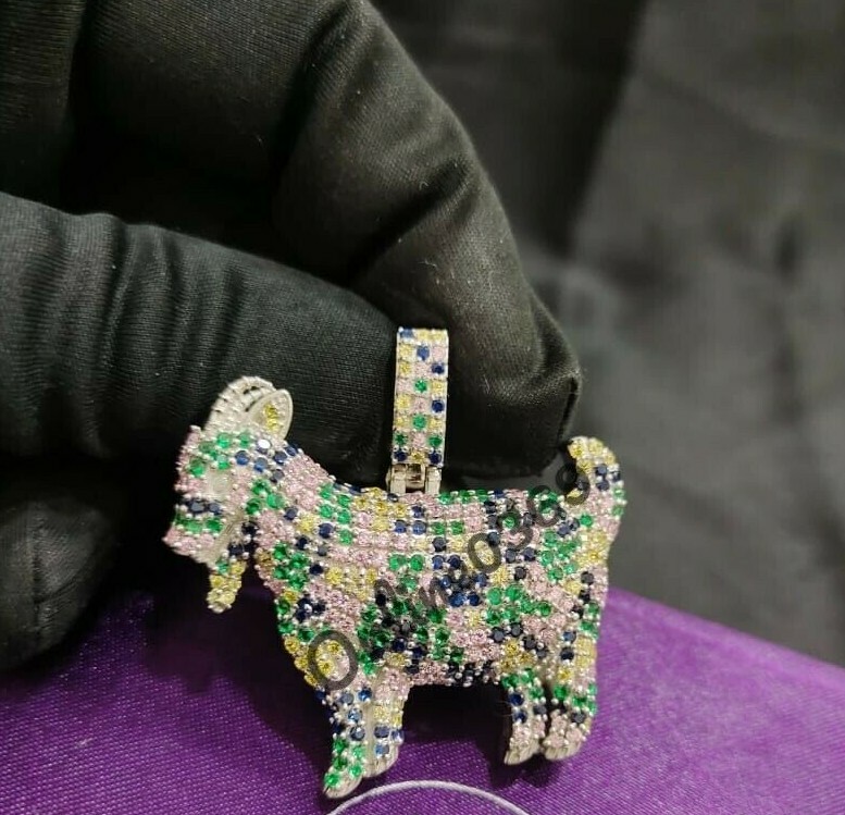 Pre-owned Online0369 Mens 2.5ct Rd Multi Color Cubic Zirconia Goat Charm Pendant Silver Free Stud