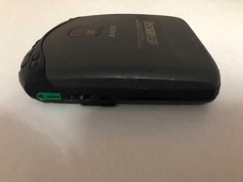 Sony Discman ESP Portable Compact CD Player D-231 Mega Bass AVLS