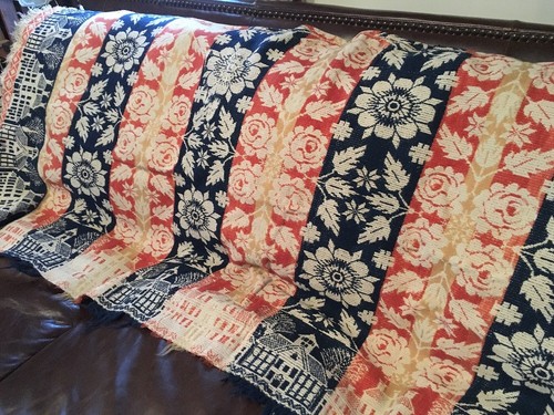 ANTIQUE SCHOOL HOUSE COVERLET 78x69 RARE PATTERN