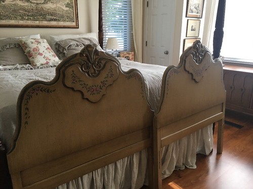 Antique Bench Victorian High-back Carved Bed Set Bedroom 4 Pieces