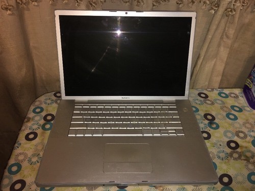 Apple MacBook 2015 8GB WIN11 PRO 化粧箱 Apple MacBook 2015 8GB WIN11 PRO 化粧箱
