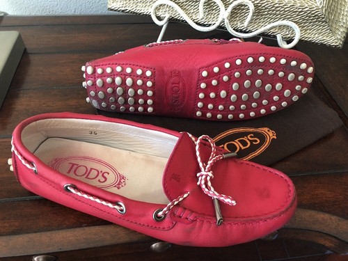 Tods Women's Gommino driving shoes in Pink size 35