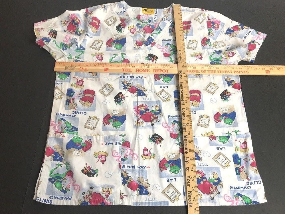 Scrub Station  Womens MEDICAL SCRUB Sz Large