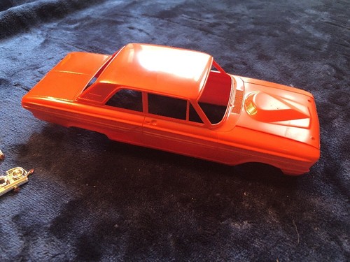 REVELL HOTROD RUSS DAVIS FORD THUNDERBOLT JUNKYARD ONLY-BODY, HOOD, GLASS,CHROME
