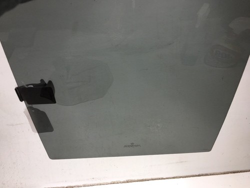 02-05 DODGE RAM 1500 2500 TRUCK OEM REAR SLIDING WINDOW CENTER BACK GLASS A4460