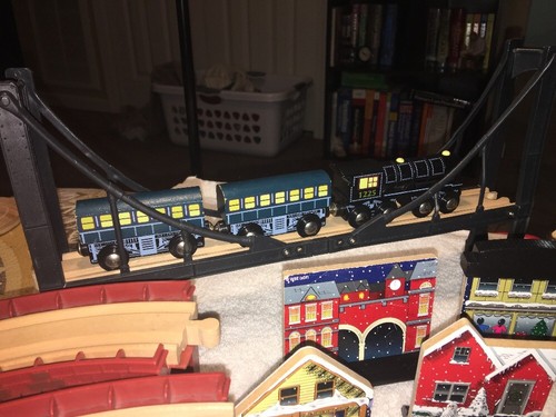 Imaginarium Lionel Polar Express Wooden Train Set Near Complete Works W/ Thomas