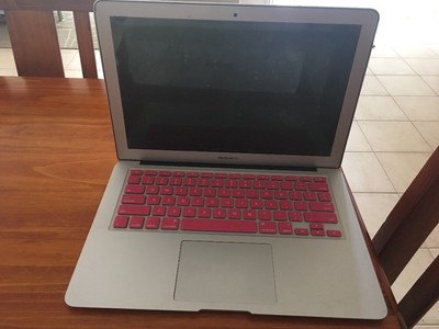 Apple macbook air 13.3 inch 2013