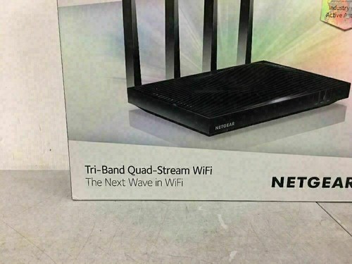 NETGEAR AC5300 Nighthawk X8 Tri-Band Quad Stream WiFi Router R8500 Shelf 2