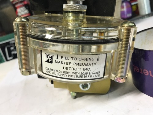 MASTER PNEUMATIC DETROIT D64061 MACHINE TOOL LUBRICATOR 3/4” NPT Fast Shipping
