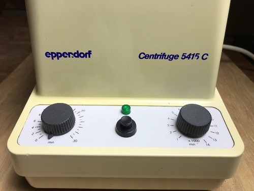 Eppendorf 5415C Laboratory Centrifuge W/ F-45-18-11 5402 Rotor