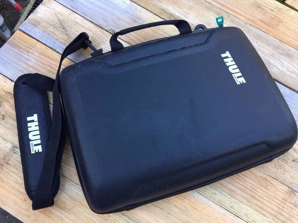Thule Laptop Case / Bag for up to 15 " Laptop * * in Canterbury, Kent