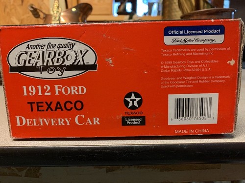 Gearbox Texaco 1912 Ford Delivery Truck Die Cast Coin Bank 1/24 Scale (1999)