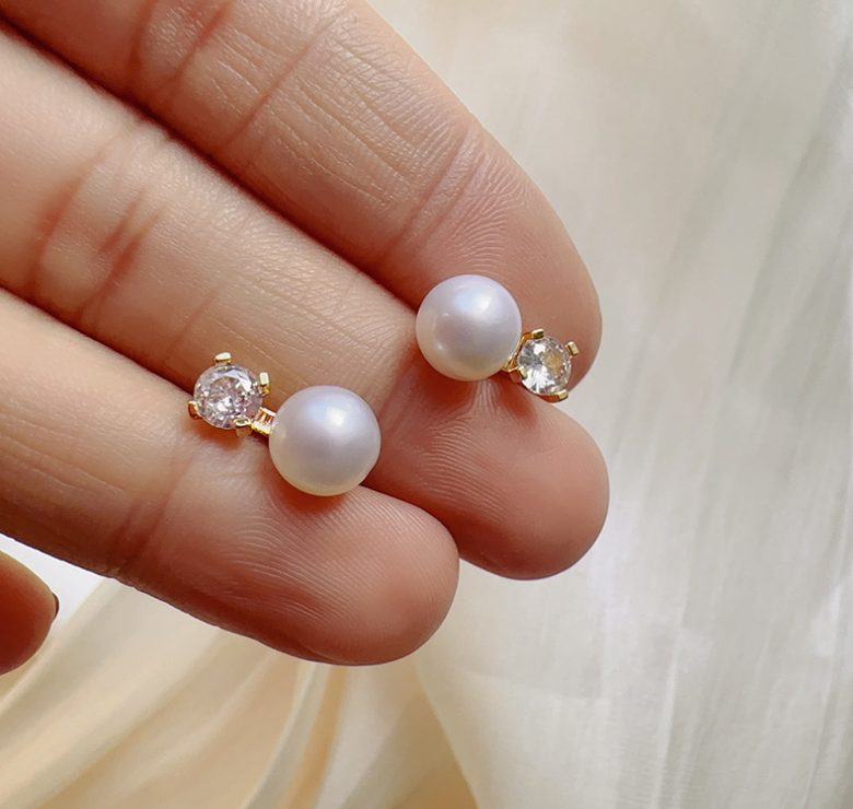 7-8mm Freshwater Pearl Sterling Silver Cubic Zirconia Stud Earrings Gift Box PE2