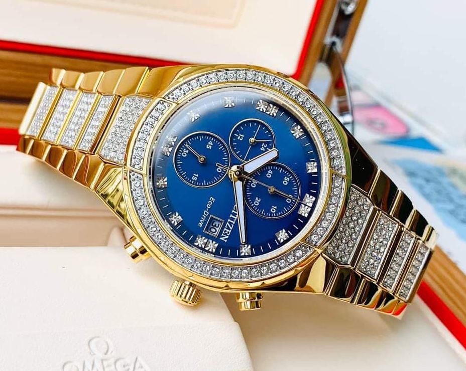 Pre-owned Citizen Blue Dial Eco-drive Crystal Gold Tone Men's Watch Ca0752-58l