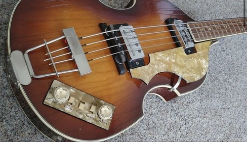 ギター HOFNER JJ bass 80's ギター HOFNER JJ bass 80's Hohner Professional JJ Bass 1988