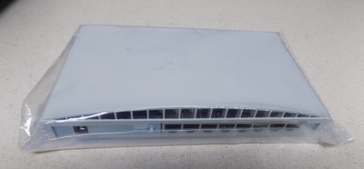 NEW 3COM OfficeConnect Hub 8 Port Ethernet Hub (3C16700A) Unit Only. 