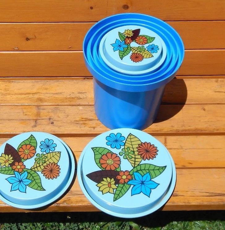 Vintage Blue Retro Floral Rubbermaid Hard Plastic Nesting Canisters Flower Lids
