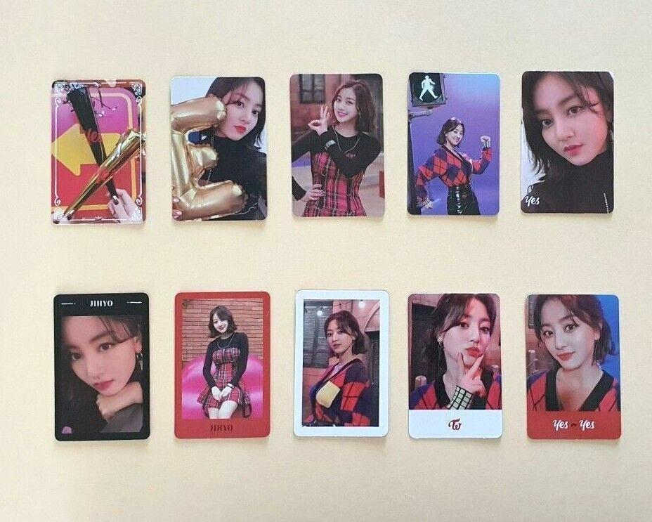 TWICE Yes, I am Jihyo トレカ　ポストカード トレカ付き】TWICE ジヒョ 写真集：Yes,I am Jihyo - メルカリ