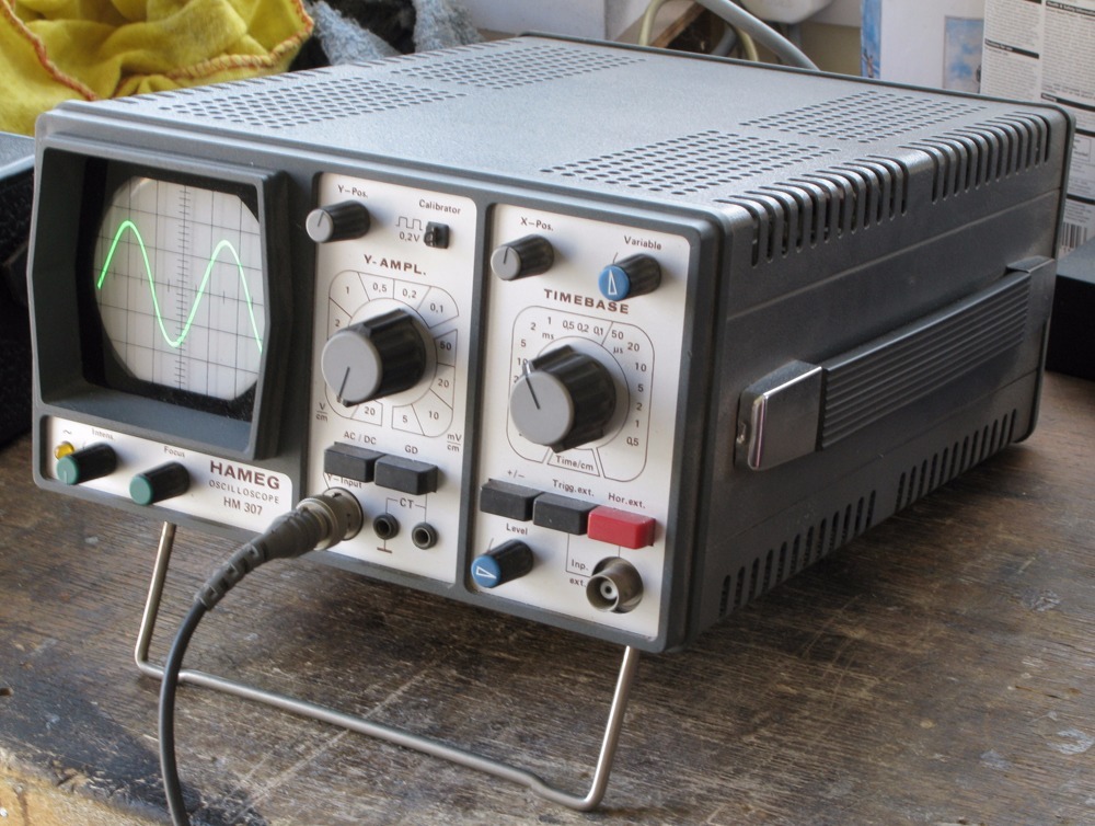 HAMEG solid state Oscilloscope for sale. As new condition, with makers