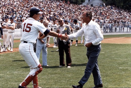 President GEORGE HW BUSH Signed Letter Concerning MLB Baseball HOF Game PSA/DNA