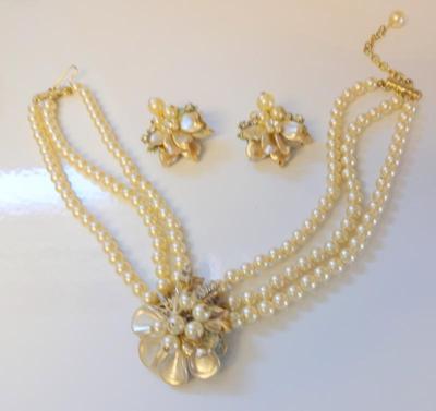 Vintage Early Unsigned Miriam Haskell Pearl Necklace Earrings Clip On Set