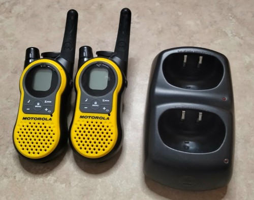 Motorola Talkabout Radio MH230R - Durable And Dependable Walkie-Talkie (yellow)