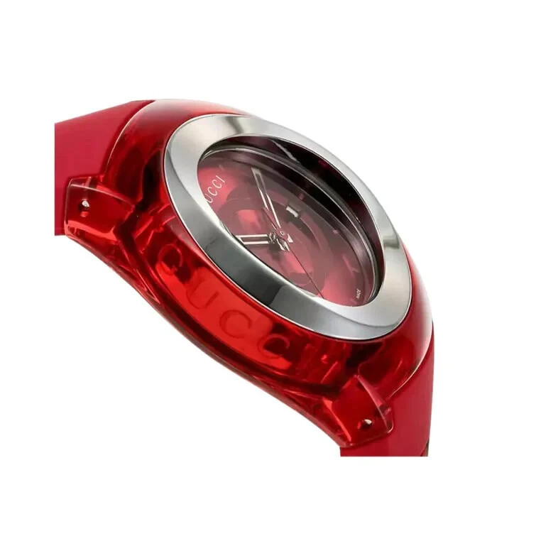 Pre-owned Gucci Sync Xxl Ya137103 Quartz Red Rubber Band Watch - Retail Price $680