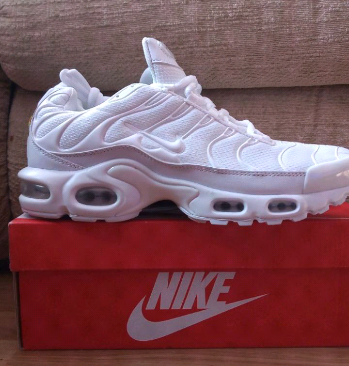 nike tns size 8