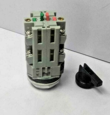 IDEC BST-010 120-600V AC ASD2L22N Selector Switch