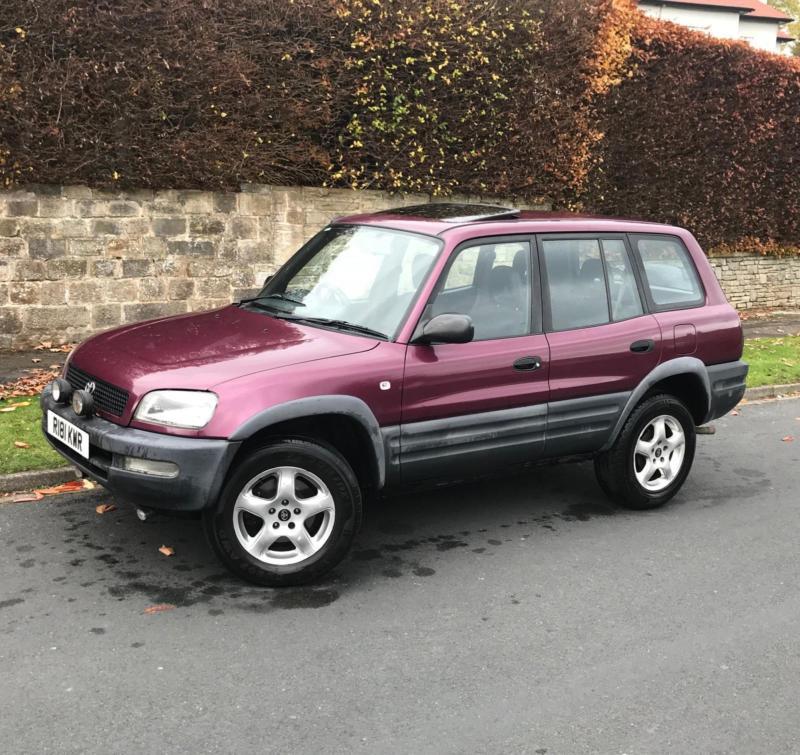 TOYOTA RAV4 2.0 STAX PETROL MANUAL 5 DOORS 4X4 PURPLE in Keighley