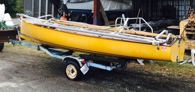 17' Thistle Racing Dinghy